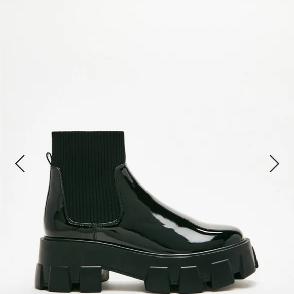 Platform lug sole booties - Picture 5 of 7